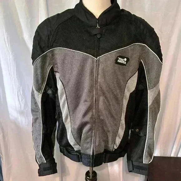 Tour master Motorcycle Jacket. Padded. Pockets. Mesh. Black/silver. Men’s 2XL - Picture 1 of 9